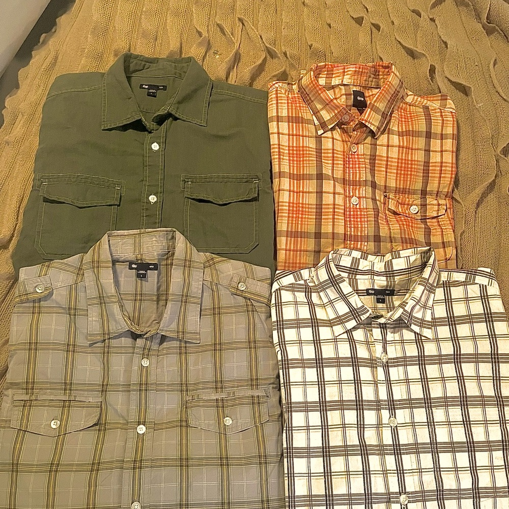 Mens Gap button down shirts